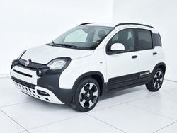Bianco Nuova 2025 Fiat Panda Tre volumi | 16.090 €