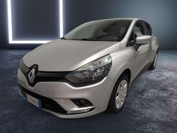 Argento Usata 2017 Renault Clio IV Zen Tre volumi | 7800 € (Buon prezzo)