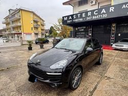 Nero Usata 2014 Porsche Cayenne SUV | 21.500 € (Buon prezzo)