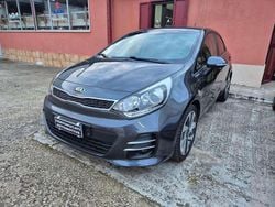 Grigio Usata 2016 Kia Rio Tre volumi | 8990 € (Buon prezzo)