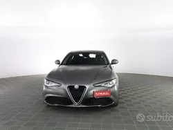 Grigio stromboli Usata 2018 Alfa Romeo Giulia Business Tre volumi | 20.890 € (Buon prezzo)