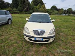 Beige Usata 2005 Lancia Ypsilon Due volumi | 1500 € (Buon prezzo)