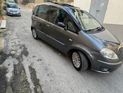 Grigio Usata 2008 Lancia Musa Monovolume | 3900 € (Buon prezzo)