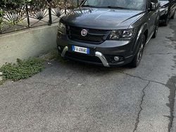 Grigio Usata 2015 Fiat Freemont Cross SUV | 9000 € (Buon prezzo)