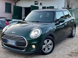 Verde Usata 2016 Mini One D Due volumi | 8490 € (Ottimo prezzo)