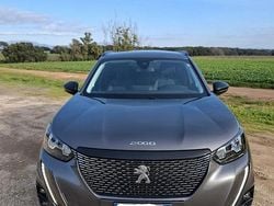 Grigio Usata 2022 Peugeot 2008 Allure SUV | 18.500 € (Buon prezzo)