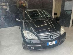 Nero Usata 2010 Mercedes A160 Tre volumi | 2500 € (Super prezzo)