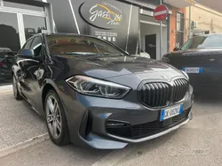 Grigio Usata 2020 BMW 118 M Sport Due volumi | 22.500 € (Buon prezzo)