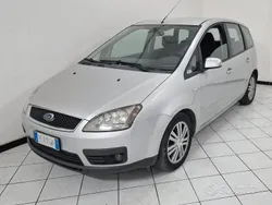 Argento Usata 2007 Ford C-MAX Ghia Monovolume | 1500 € (Buon prezzo)