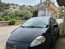 Nero Usata 2006 Fiat Punto Due volumi | 3000 € (Molto cara)