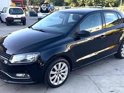 Nero Usata 2016 VW Polo Comfortline Tre volumi | 8999 € (Buon prezzo)