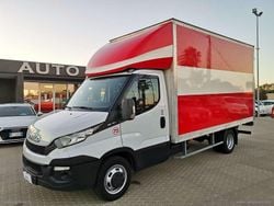Bianco Usata 2015 Iveco Daily Furgone | 25.800 € (Molto cara)