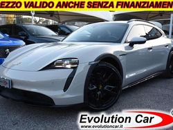 Grigio pastello Usata 2022 Porsche Taycan Cross Turismo Station wagon | 69.900 € (Ottimo prezzo)