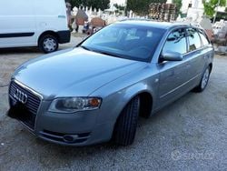 Grigio Usata 2004 Audi A4 Ambiente Station wagon | 2100 € (Buon prezzo)