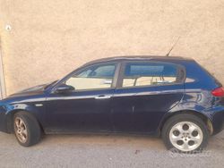 Blu Usata 2005 Alfa Romeo 147 Due volumi | 500 € (Super prezzo)