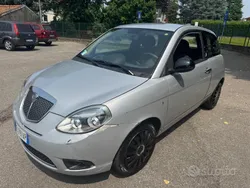 Usata 2011 Lancia Ypsilon Platinum Due volumi | 2500 € (Super prezzo)