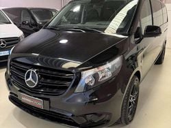 Nero ossidiana Usata 2022 Mercedes Vito Furgone | 32.500 € (Buon prezzo)