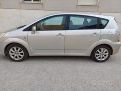 Usata 2005 Toyota Corolla Verso Monovolume | 2000 € (Ottimo prezzo)