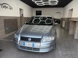 Grigio Usata 2005 Fiat Stilo Active Tre volumi | 850 € (Buon prezzo)