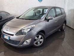 Argento Usata 2010 Renault Scénic III Luxe Monovolume | 3900 € (Buon prezzo)