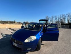 Blu/azzurro Usata 2006 Fiat Grande Punto Dynamic Due volumi | 1900 € (Buon prezzo)