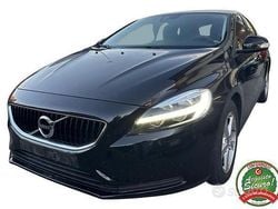 Nero Usata 2016 Volvo V40 Business Edition Tre volumi | 10.950 € (Ottimo prezzo)