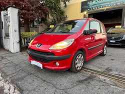 Rosso Usata 2005 Peugeot 1007 Monovolume | 1900 € (Buon prezzo)
