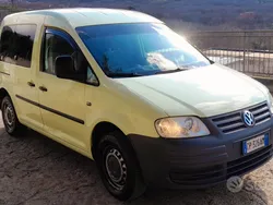 Usata 2005 VW Caddy Monovolume | 3800 €