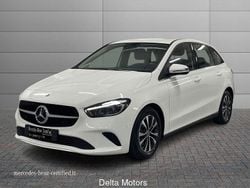 Bianco Usata 2023 Mercedes 180 Advanced Tre volumi | 28.100 € (Super prezzo)