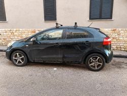 Nero Usata 2012 Kia Rio EX Tre volumi | 3000 € (Buon prezzo)