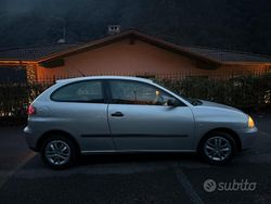 Grigio Usata 2001 Seat Ibiza Tre volumi | 2800 €