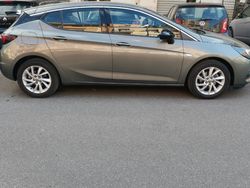 Usata 2022 Opel Astra Tre volumi | 16.000 € (Ottimo prezzo)