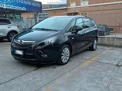 Nero Usata 2015 Opel Zafira Club Tre volumi | 6950 € (Buon prezzo)
