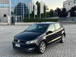 Nero Usata 2013 VW Polo Comfortline Tre volumi | 4350 € (Super prezzo)