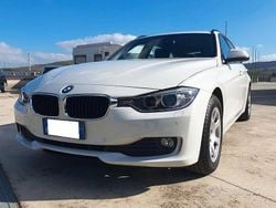 Bianco Usata 2014 BMW 318 Comfort Edition Station wagon | 12.399 € (Cara)