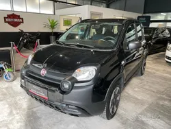 Nero Usata 2024 Fiat Panda Cross Cross Due volumi | 15.100 € (Buon prezzo)
