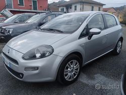 Grigio Usata 2013 Fiat Punto Lounge Tre volumi | 5000 € (Buon prezzo)
