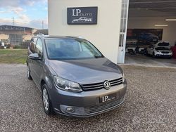 Grigio Usata 2011 VW Touran Comfortline Monovolume | 5900 € (Cara)