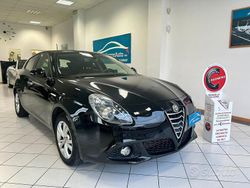 Nero Usata 2015 Alfa Romeo Giulietta Tre volumi | 4999 € (Ottimo prezzo)