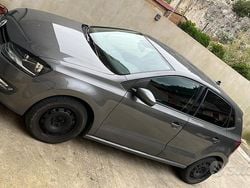 Grigio Usata 2010 VW Polo Tre volumi | 6700 € (Buon prezzo)