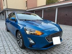 Blu Usata 2019 Ford Focus Titanium Tre volumi | 15.000 € (Buon prezzo)