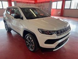 Bianco Usata 2024 Jeep Compass Altitude SUV | 29.950 € (Cara)