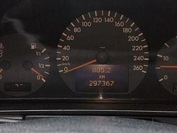 Usata 2004 Mercedes E320 Station wagon | 2500 € (Buon prezzo)