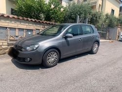 Grigio Usata 2010 VW Golf VI Tre volumi | 3200 € (Super prezzo)