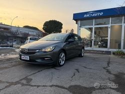 Grigio Usata 2019 Opel Astra Station wagon | 9900 € (Buon prezzo)