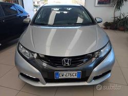 Marrone Usata 2014 Honda Civic Comfort Tre volumi | 8500 € (Buon prezzo)