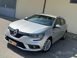 Usata 2017 Renault Mégane IV Tre volumi | 9950 € (Super prezzo)