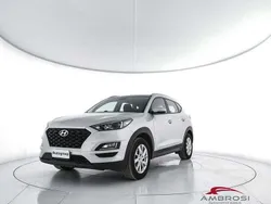 Argento Usata 2018 Hyundai Tucson SUV | 15.583 € (Buon prezzo)