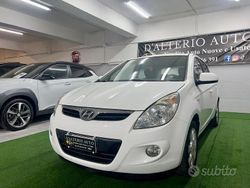 Bianco Usata 2010 Hyundai i20 Comfort Due volumi | 3499 € (Buon prezzo)