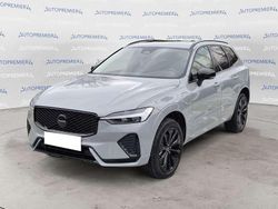 Verde Nuova 2025 Volvo XC60 Plus SUV | 61.900 €